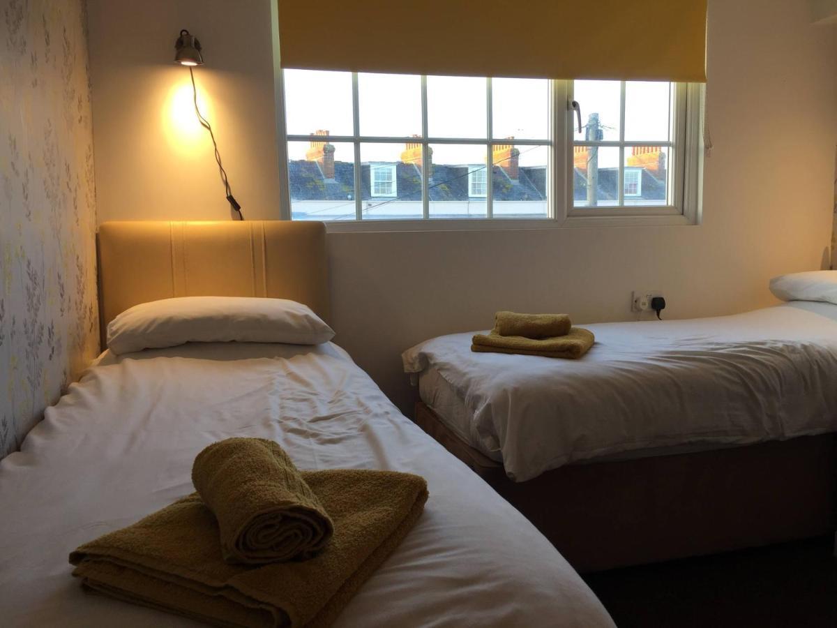 Whitecliff Guest House 웨이머스만 외부 사진