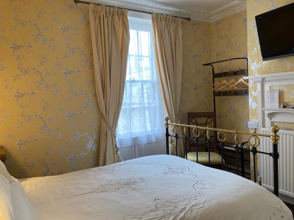 Whitecliff Guest House 웨이머스만 외부 사진